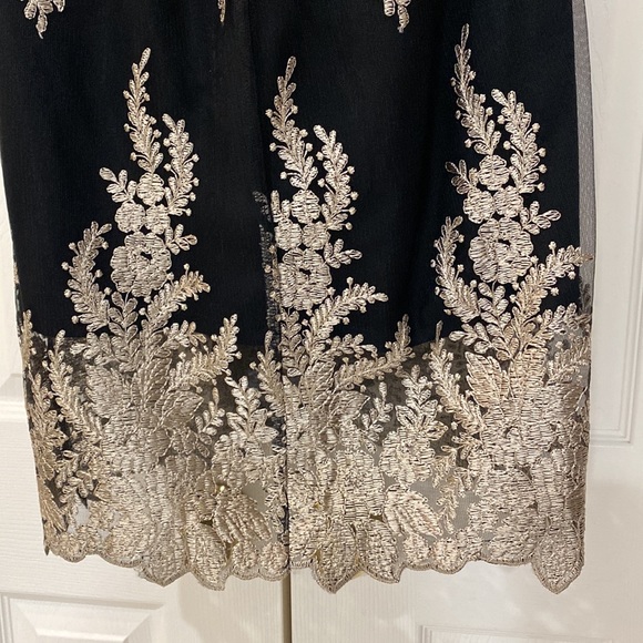 Black and Gold Cocktail Dress Size 8 - Picture 4 of 5